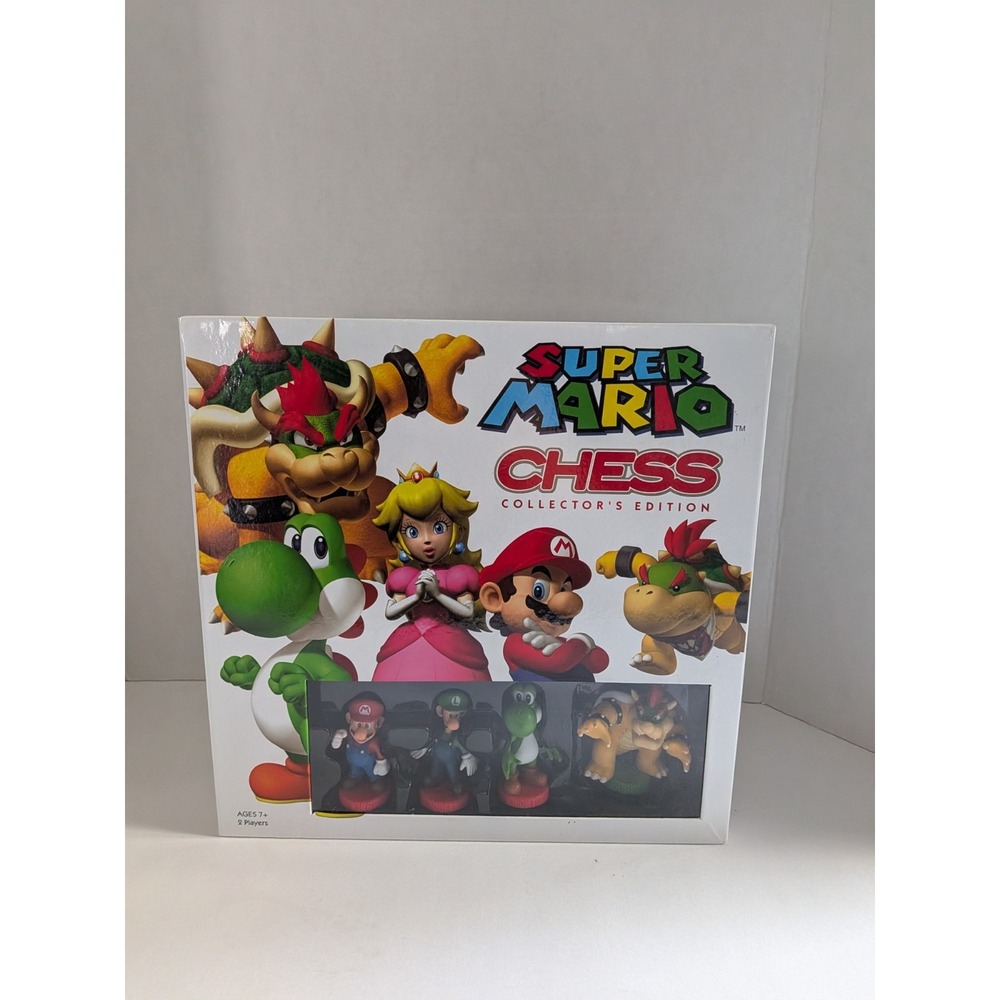 Nintendo Super Mario Chess Collector's Edition 32 Hand Painted Figures Game